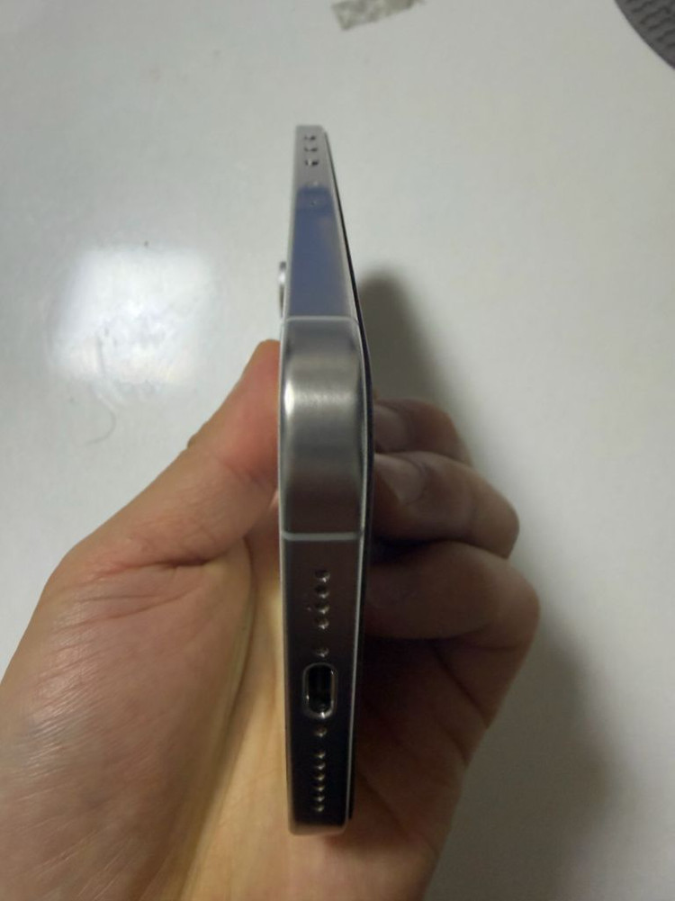 아이폰 15프로 맥스 화이트 256기가 판매합니다 이미지