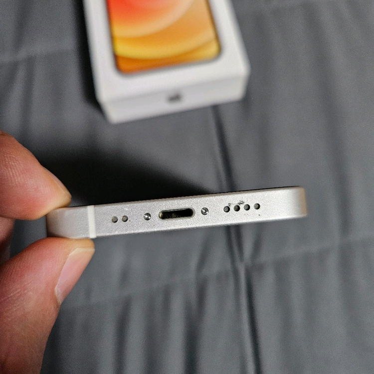 아이폰 12미니 화이트 64GB 배터리 100% 판매합니다. 이미지