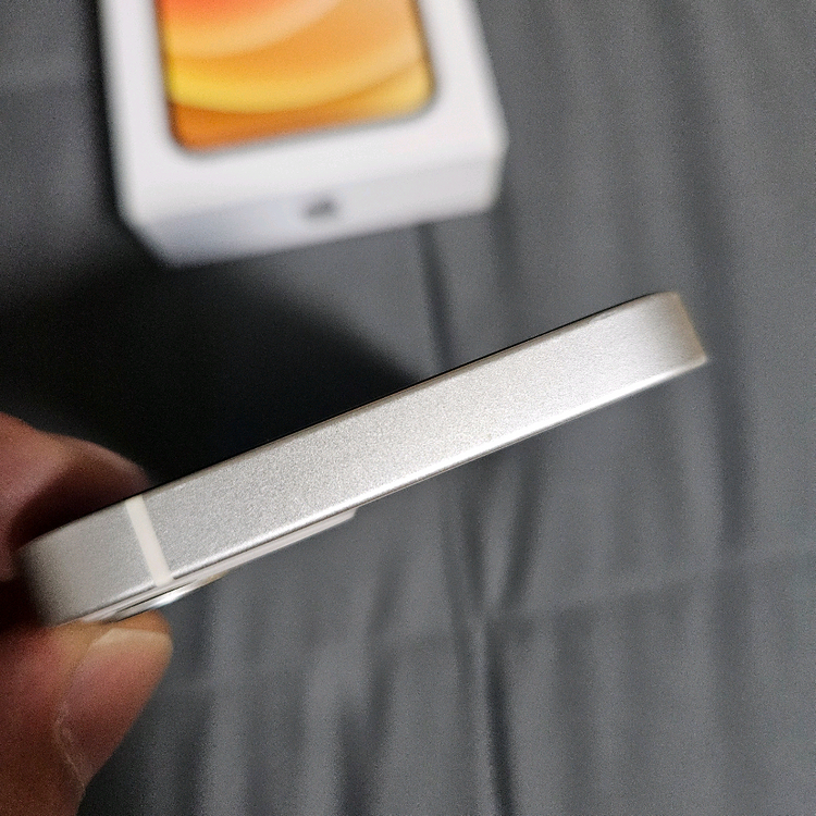 아이폰 12미니 화이트 64GB 배터리 100% 판매합니다. 이미지