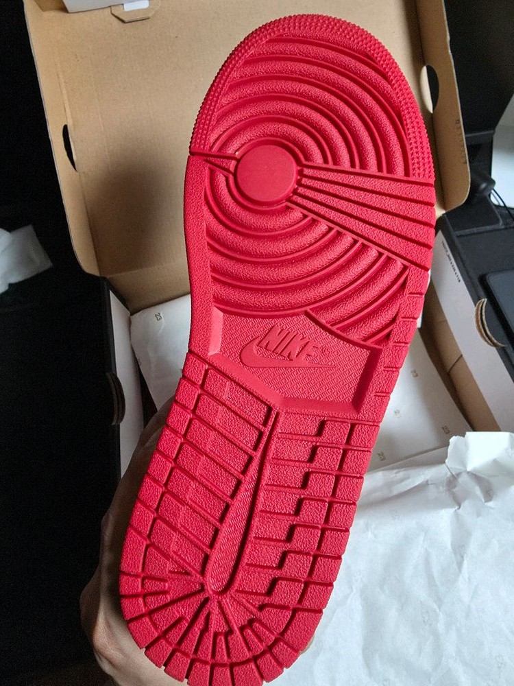 [정품]나이키 에어조던1 미드 파이어레드 260 이미지