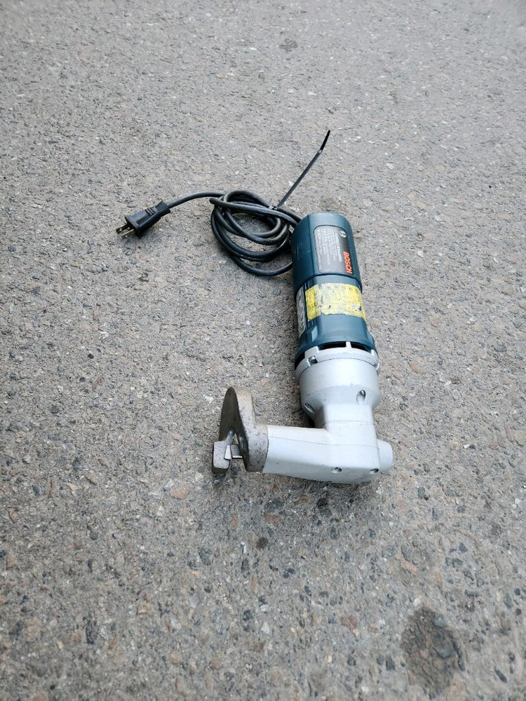 독일 보쉬 쉐어 철판 2.8티 110볼트 이미지