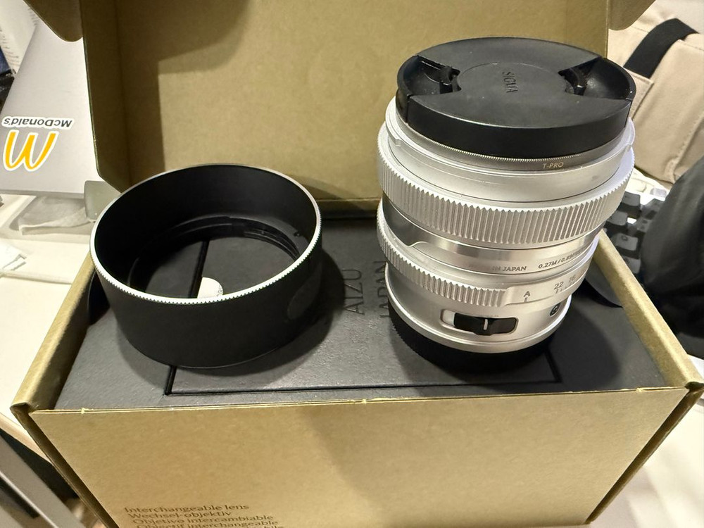 시그마 35mm f2 컨템포러리 실버 렌즈 팝니다. 이미지