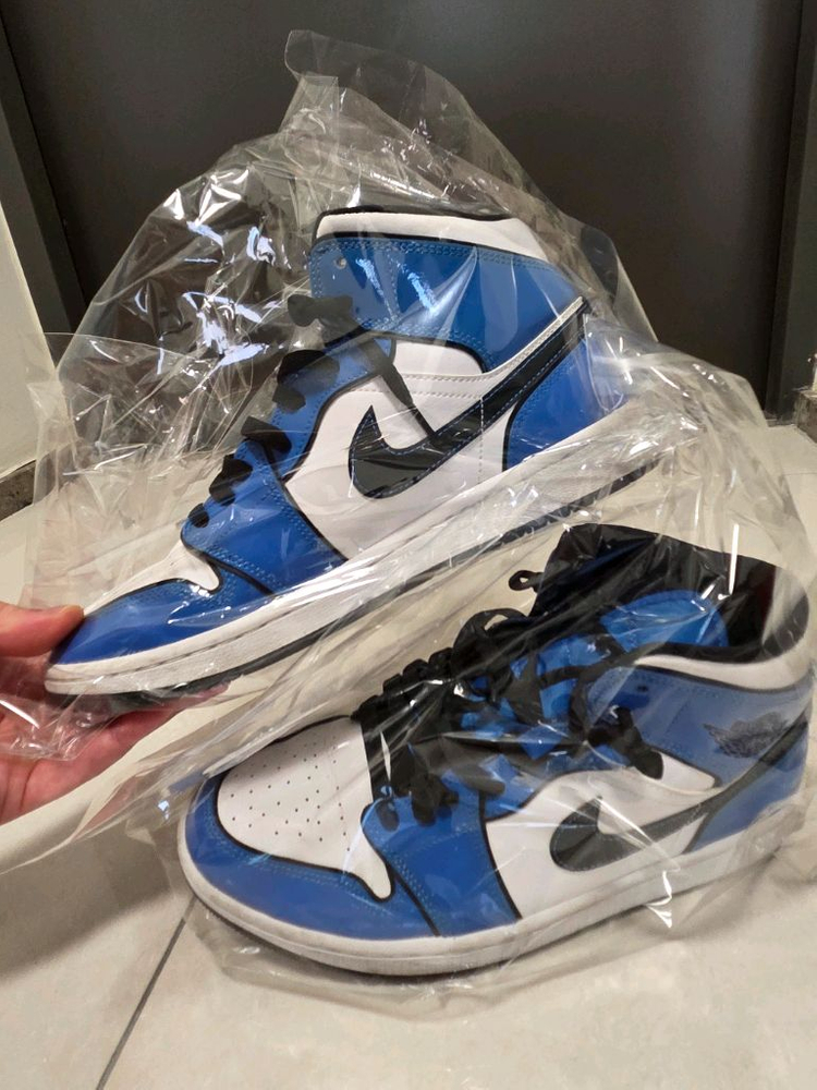 나이키 에어 조던1 미드 블루 270 판매 이미지