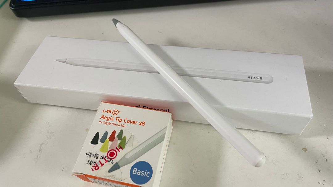 아이패드 에어4세대 + 애플펜슬 2세대 이미지