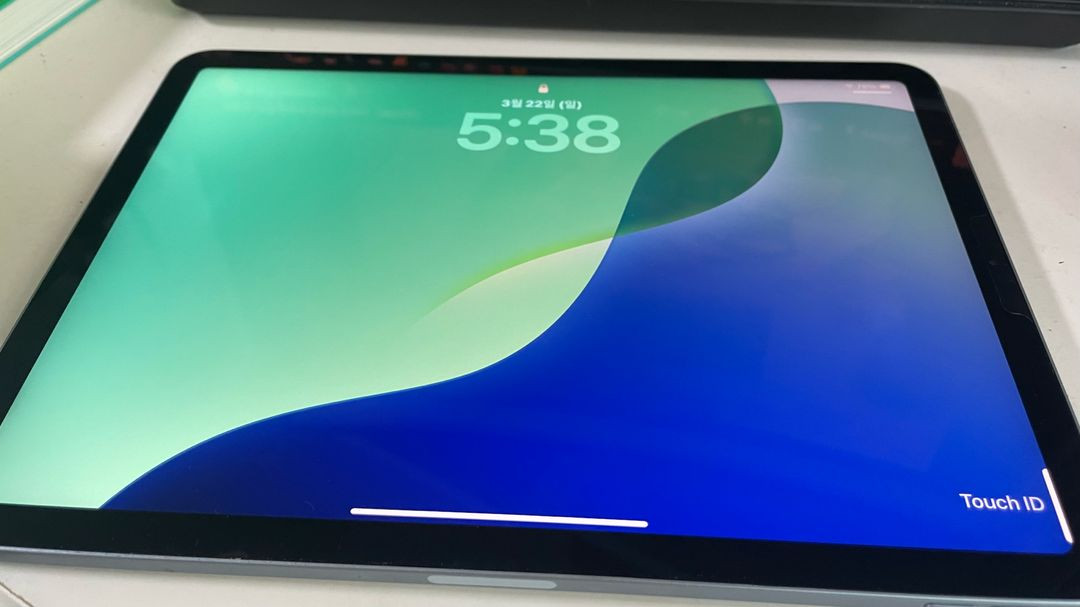 아이패드 에어4세대 + 애플펜슬 2세대 이미지