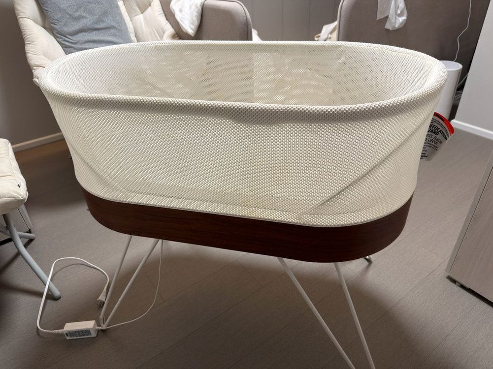 스누 스마트 아기 침대 판매합니다 (SNOO) 이미지