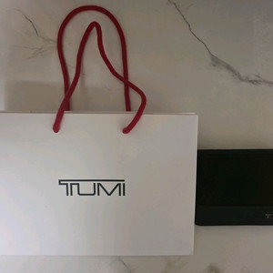 새상품 투미 반지갑 [블랙 색상] 이미지