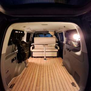 그랜드스타렉스 캠핑카 이동식 사무실 이미지