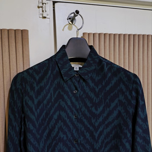 버버리 실크 지그재그 패턴 블라우스 셔츠 이미지