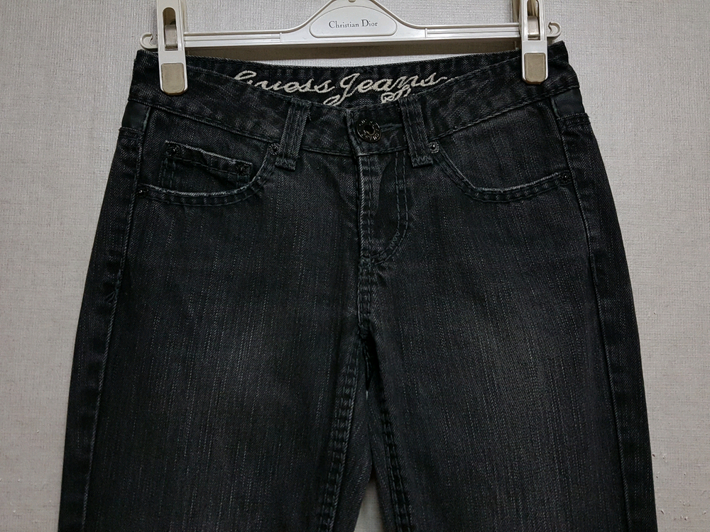 게스 춘추 슬림 스트레이트 여성 블랙 진바지/데님바지 24-25 상태우수--1