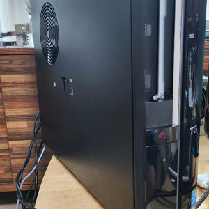 구형컴퓨터 본체 이미지