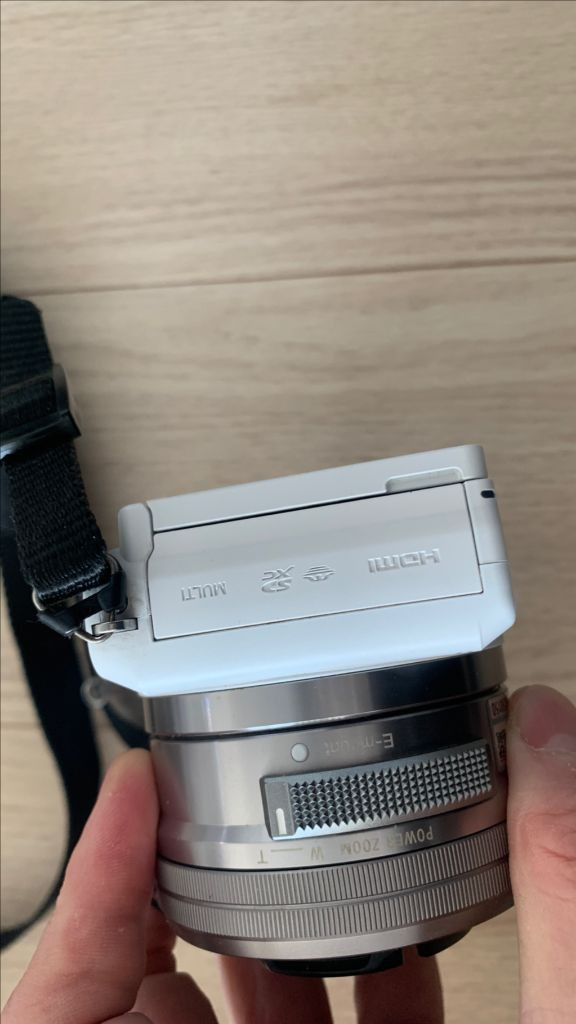 소니 A5000 미러리스 카메라 팝니다. 이미지