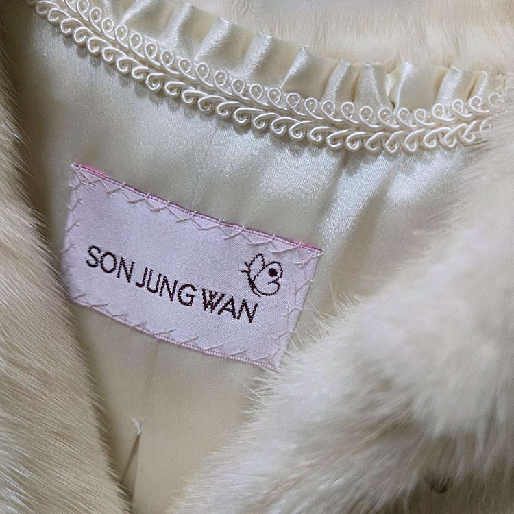 손정완 후드 밍크 베스트 이미지