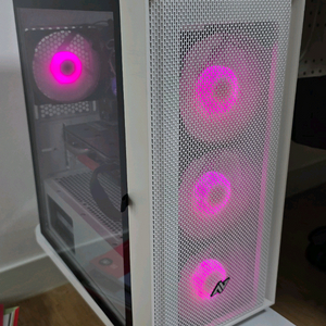 컴퓨터 게이밍 본체