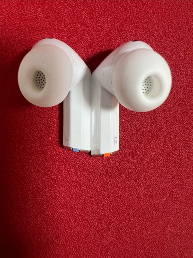 삼성 갤럭시 버즈3 프로 화이트 이미지