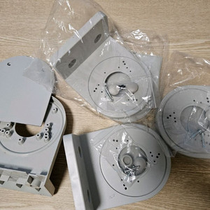 cctv 월마운트 브라켓 플라스틱재질 새제품 이미지