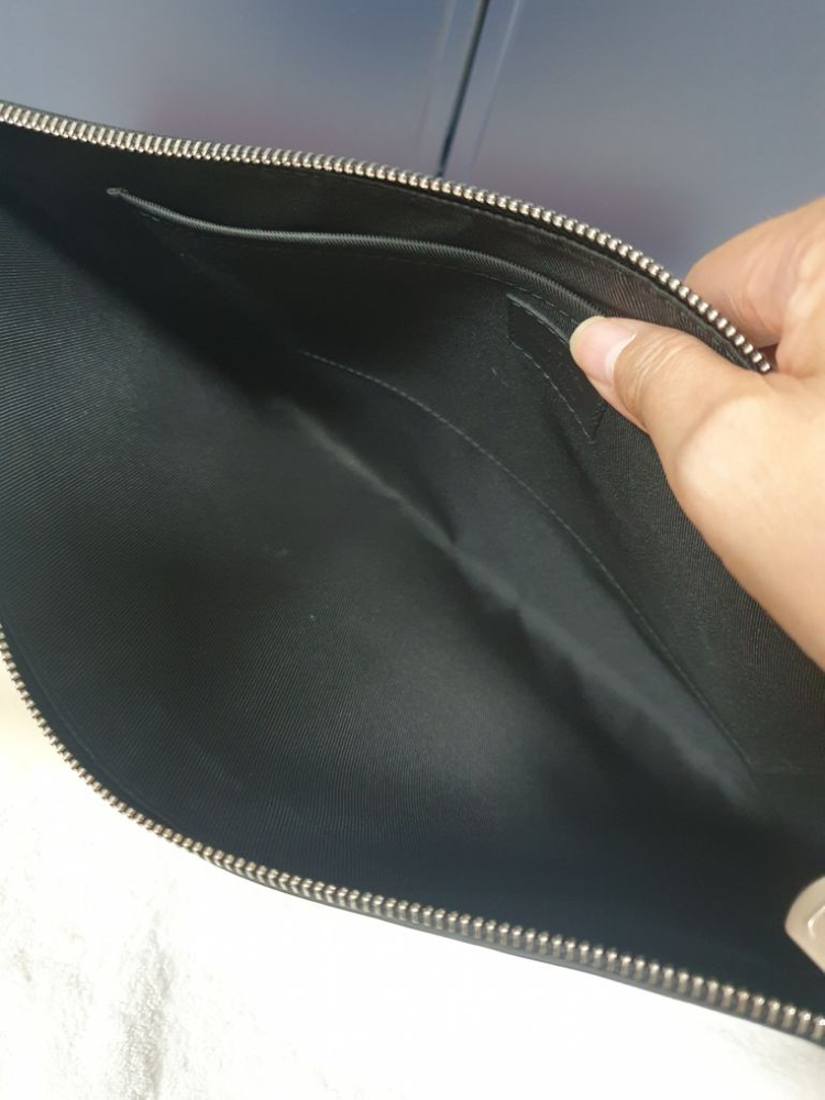 정품 루이비통 다미에 인피니 포쉐트 아폴로 클러치백 이미지