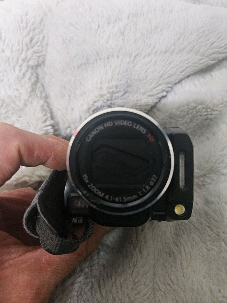 캐논 vixia hf20 핸디캠 레트로 디카 이미지