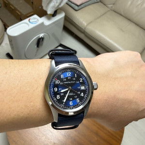 해밀턴 카키필드 오토 38mm 청판 이미지