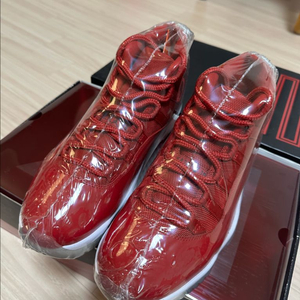 1회 실착 / 나이키 에어 조던 11 레트로 짐레드 265mm 이미지