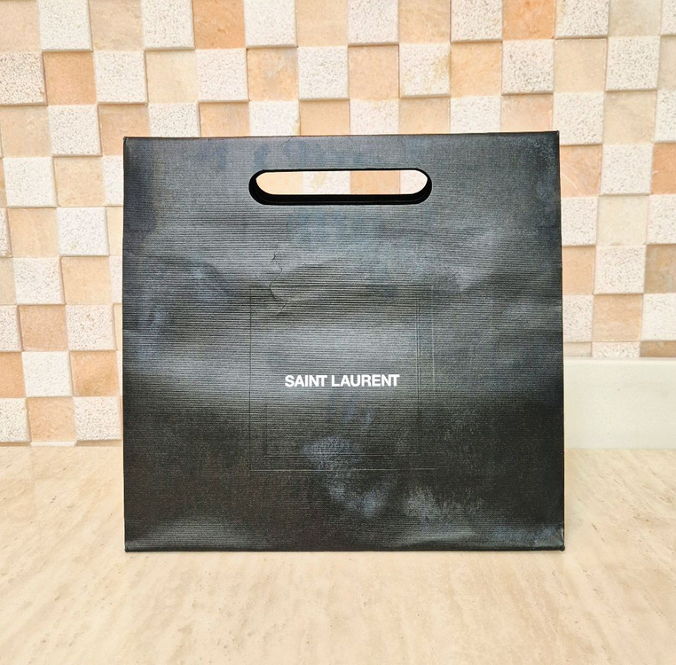 [정품]생로랑 쇼핑백,생로랑 박스,생로랑 가방,생로랑 지갑,입생로랑 쇼핑백,입생로랑 가방,생로랑,입생로랑 이미지