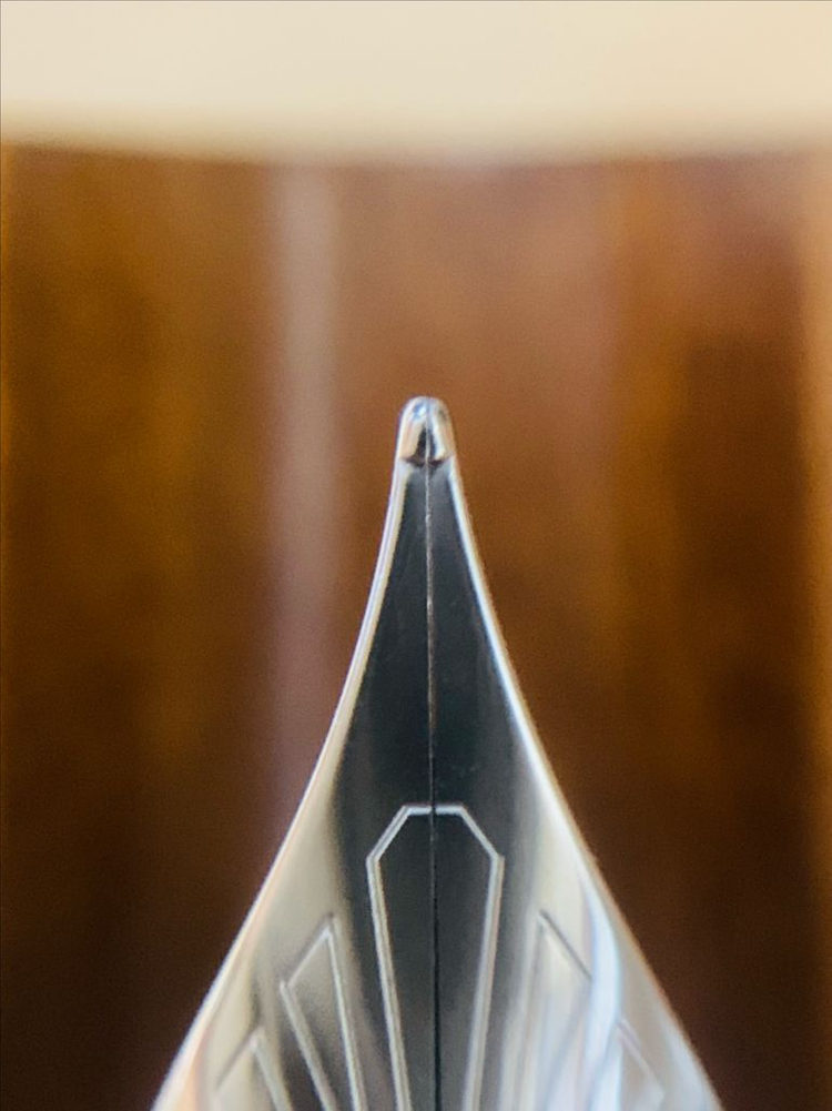 레오나르도 모멘토 제로 알루미나 만년필(실버, M+1.1 STUB) 이미지