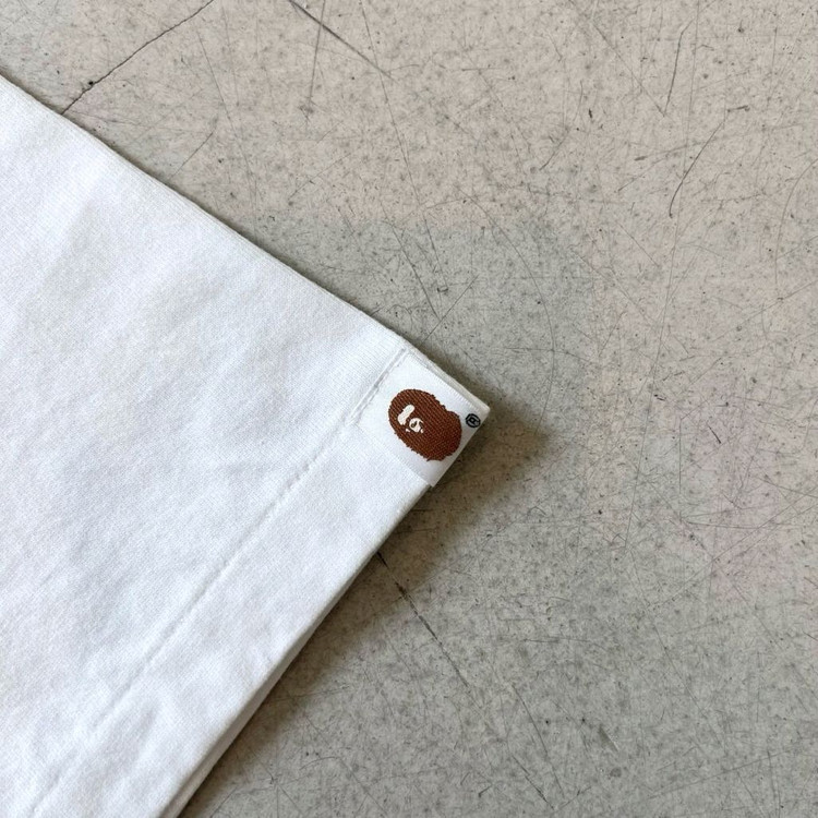 베이프 컬리지 반팔티 이미지