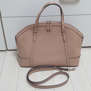 구찌 마이크로구찌시마 페이턴트 니스 돔 사첼 백 판매