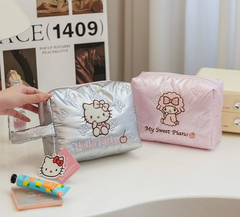 산리오 헬로키티 정품 실버 파우치 퀄팅 화장품 파우치 (새상품) 이미지