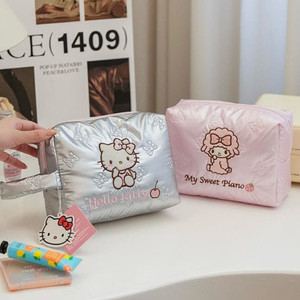 산리오 헬로키티 정품 실버 파우치 퀄팅 화장품 파우치 (새상품) 이미지