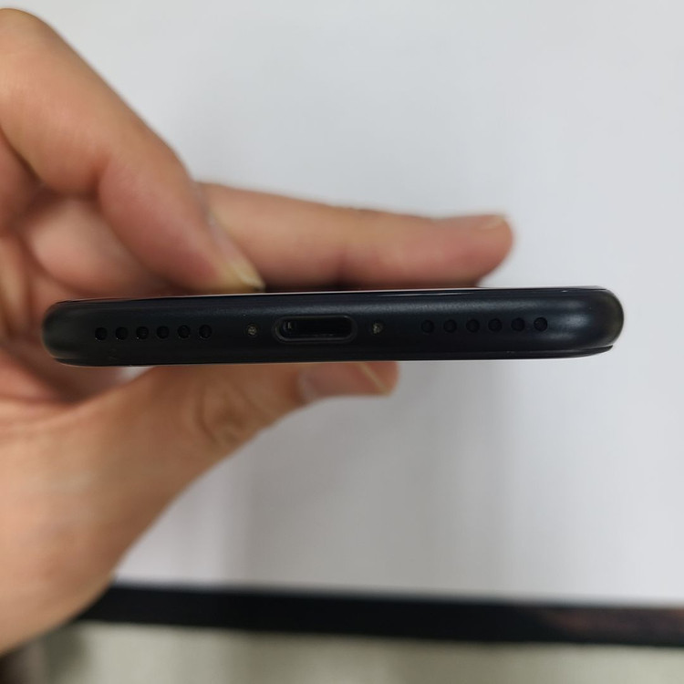 아이폰 SE3 미드나이트 128GB SSS급 메인폰 서브폰 영업폰 세컨폰 자녀폰 199268 이미지