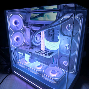 라이젠7 9800X3D RTX5080 화이트 어항본체 팝니다 이미지