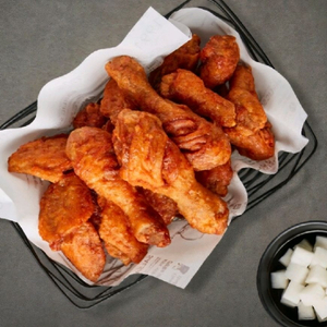 교촌치킨(레드콤보 반반콤보 허니콤보 레허순살 교촌오리지날 허니오리지날 반반오리지날) 이미지