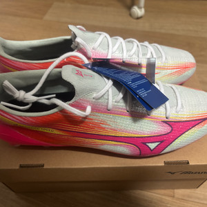 미즈노 알파3 엘리트AG 270 새제품