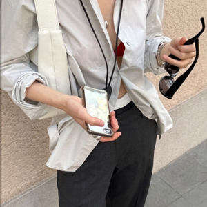 마크들리 딥뮤즈런던플랏 아루드러브코드유 푸어샵 위드아웃썸머 비애브선트마인디드 조이드비비에 메이비베이비미뉴에트피핀샵 이미지