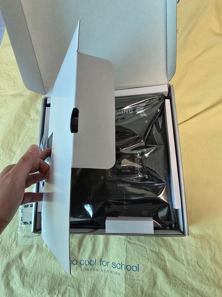 라이젠 7600 + B650EM-E WIFI TUF_(일괄만) 이미지