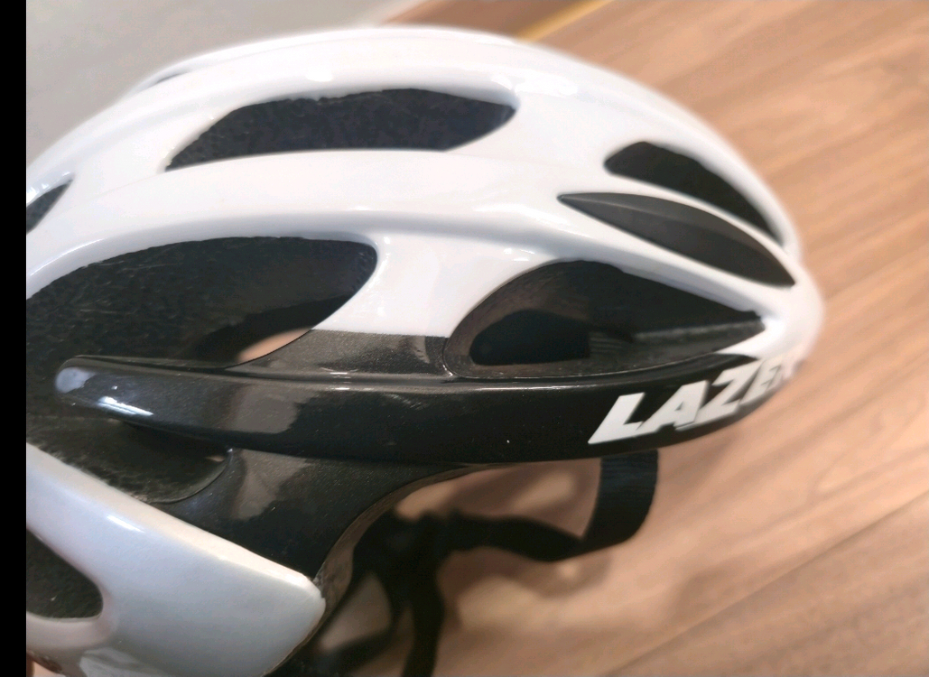 자전거 헬멧 레이저(LAZER) 자전거용 헬멧 판매합니다--2