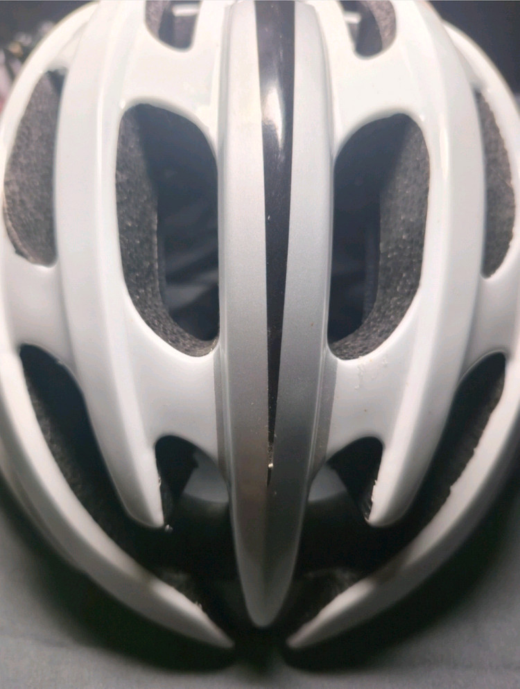 자전거 헬멧 레이저(LAZER) 자전거용 헬멧 판매합니다--4