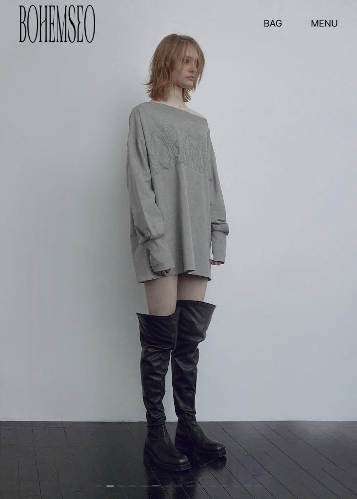 보헤미안서울 언발란스 숄더 티-차콜 이미지