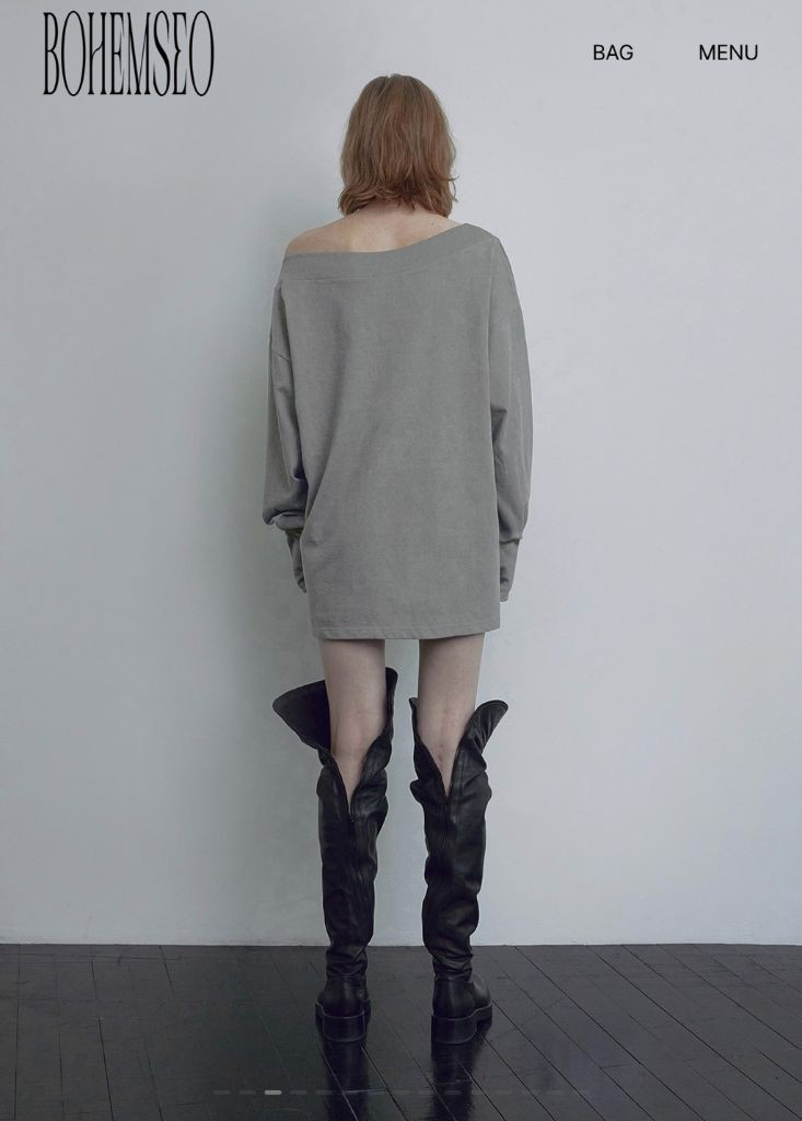 보헤미안서울 언발란스 숄더 티-차콜 이미지
