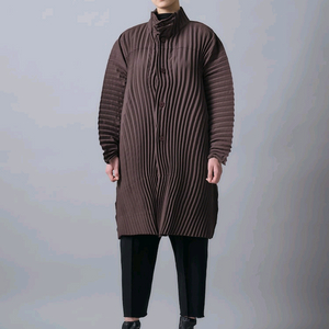 이세이미야케 웨이버링 코트,스카프 플리츠플리즈 이미지