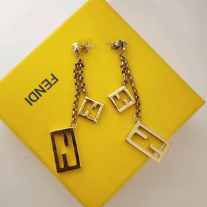 펜디 FF 로고 체인 드롭 귀걸이