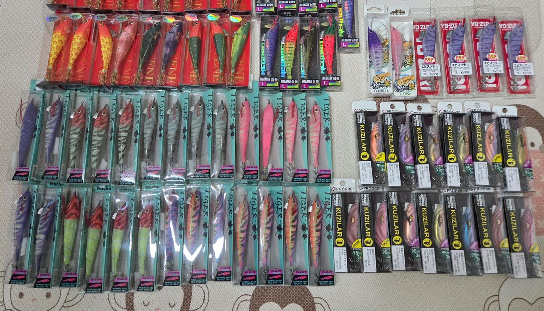 갑오징어 삼봉에기 여러개 판매 이미지