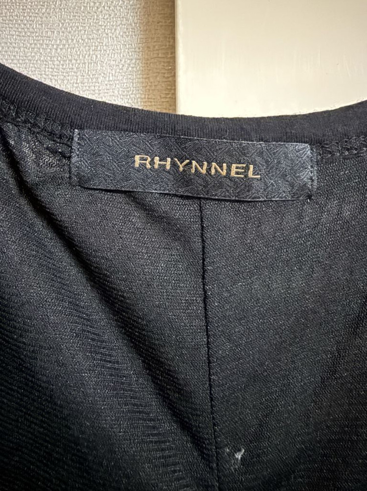 rhynnel 그물 조직감 레이어드 나시 이미지