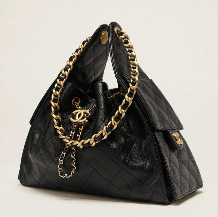 샤넬 CHANEL 25 블랙 스몰 백 그레인드 카프스킨 골드메탈 이미지