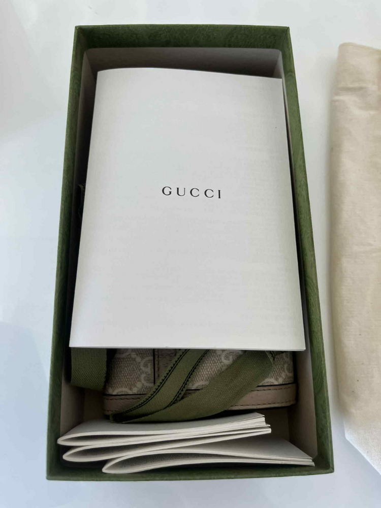 구찌 오피디아 GG 장지갑 이미지