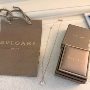 불가리 디바스드림 자개 목걸이 이미지