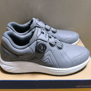 (새상품)265사이즈 남성 다이얼 런닝화 운동화 프로월드컵