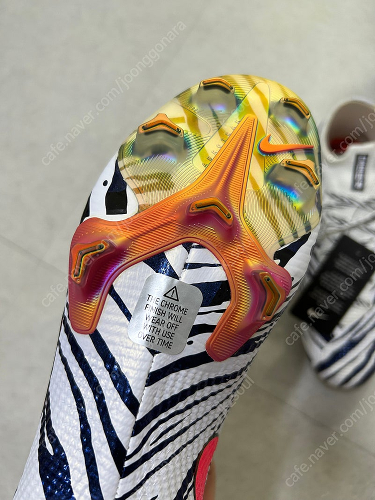 머큐리얼 슈퍼플라이 7 대한민국 코리아 에디션 245--2