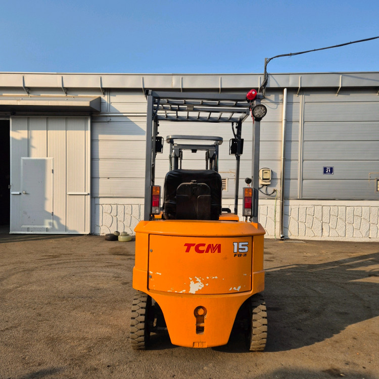 일제 TCM 1.5톤 좌식 전동중고지게차 이미지